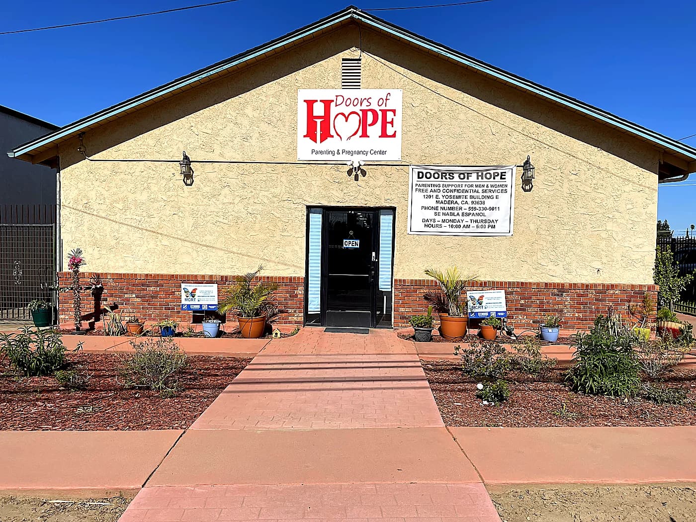 Doors of Hope pregnancy and parenting resource center building in Madera CA